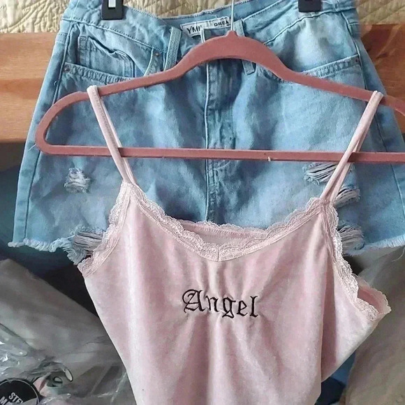 ☆☆☆Pre-bundled SHEIN Top and YMI shorts - Picture 1 of 10